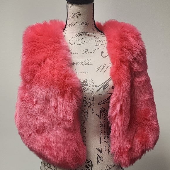 Vest - Picture 4 of 8